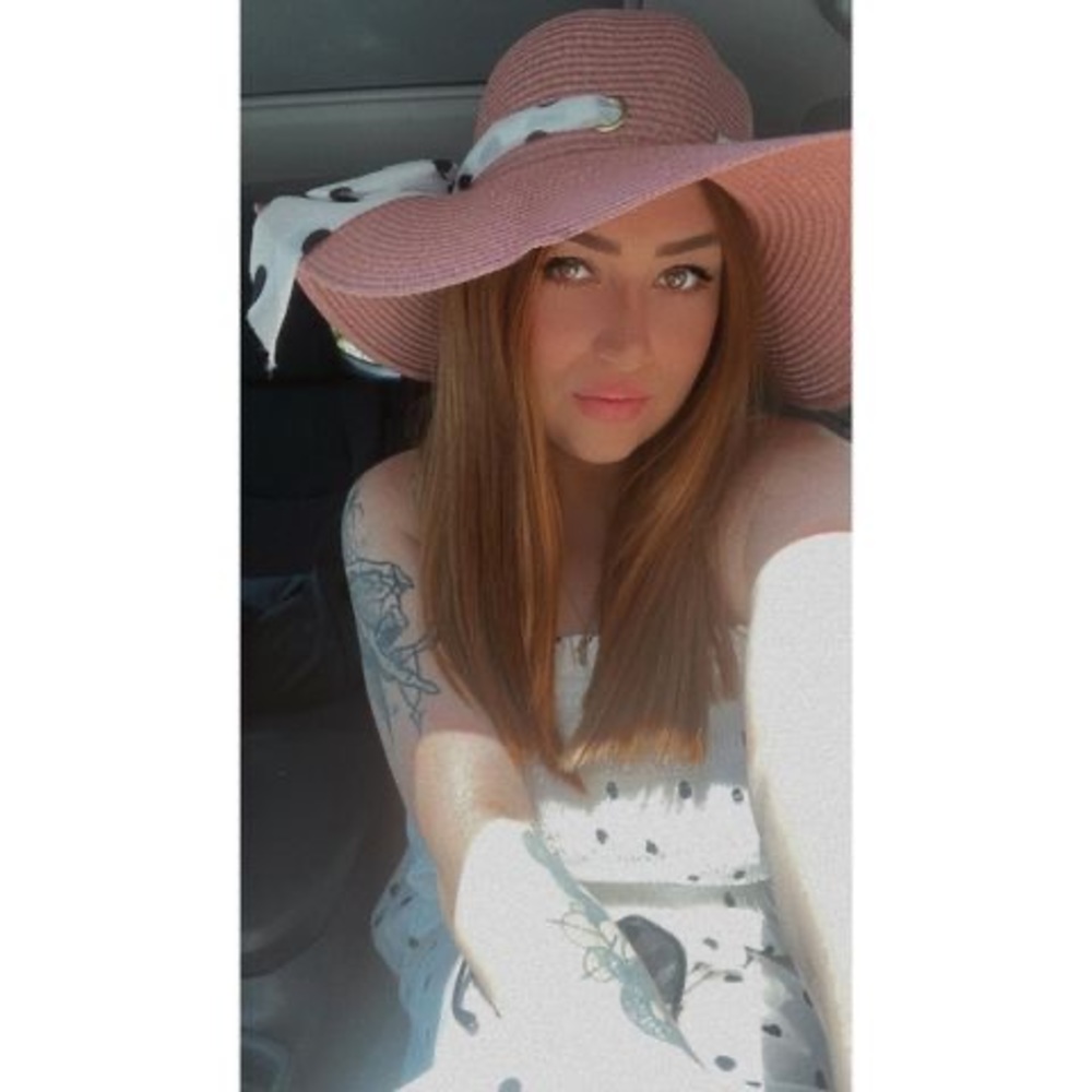 Meet your Posher, Kenza
